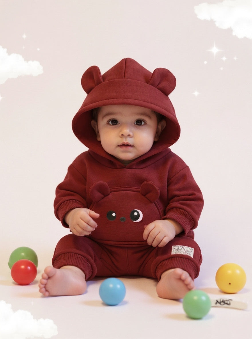 Little Cub Comfort: Premium Bear Hoodie & Jogger Set