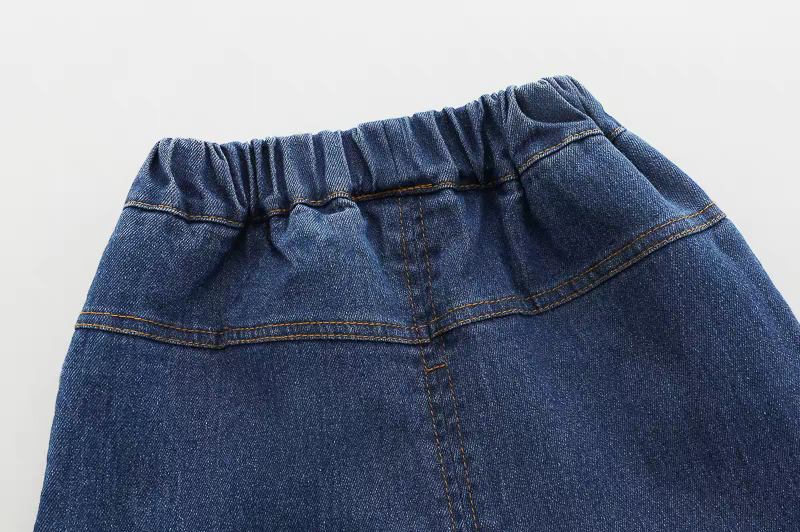 🧸 Cute Bear Print 3-Piece Kids Outfit Set – Hoodie, T-Shirt & Jeans Combo