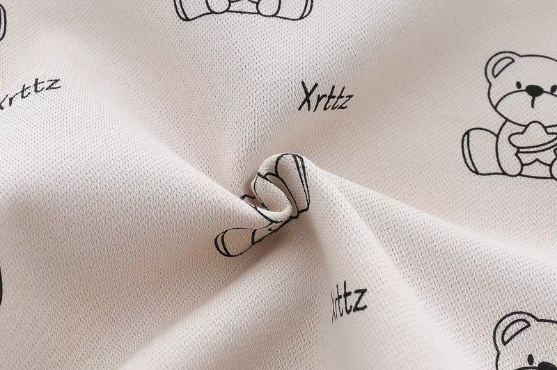 🧸 Cute Bear Print 3-Piece Kids Outfit Set – Hoodie, T-Shirt & Jeans Combo